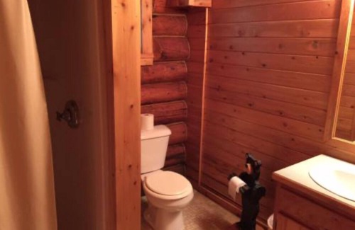 Drummond House | Papins Resort Woods Cabin