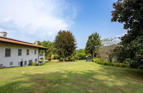 Castelletto Sopra Ticino Villa | PARADISE LODGE