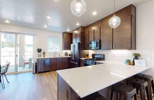 St. George House | Paradise At The Lofts #40