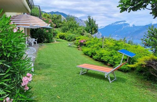 Tremosine Apartment | Paradise Garden & View