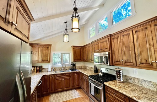 Nevada City House | Paradise in the PinesnRetreat in the Trees 1 Mile from Downtown Nevada City