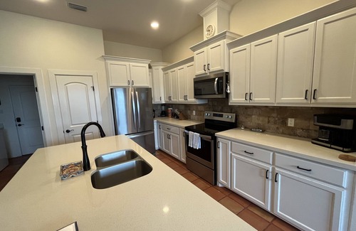 Laguna Vista Villa | Paradise in the Sun- 11 Valdarama-Pet Friendly