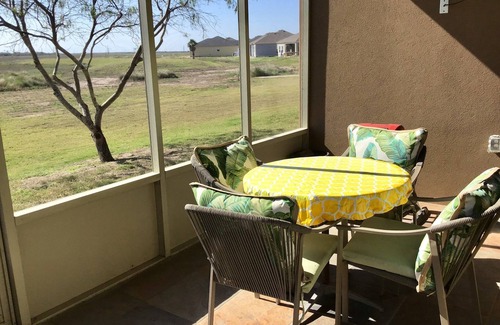 Laguna Vista Villa | Paradise in the Sun- 11 Valdarama-Pet Friendly