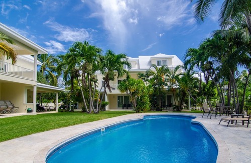 Paradise Island Apartment | Paradise Island