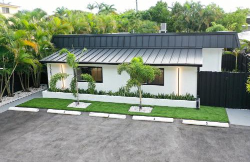 Poinsettia Heights House | Paradise Palms Villa #2