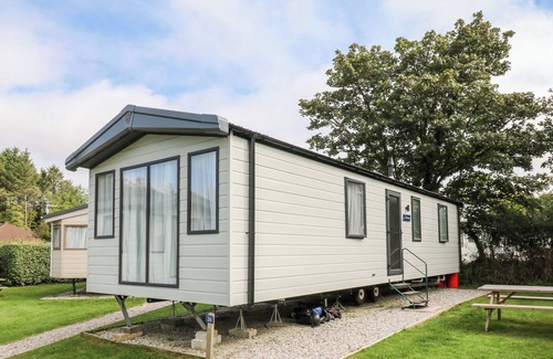 Hayle House | PARBOLA 26, pet friendly, with pool in Gwinear