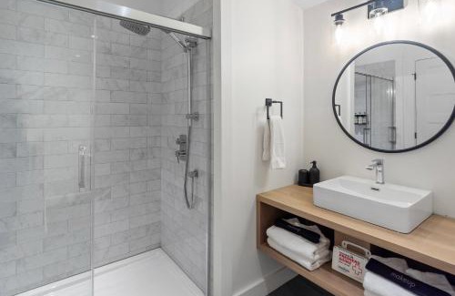 Notre-Dame-de-Bonsecours Resort | Parc Omega