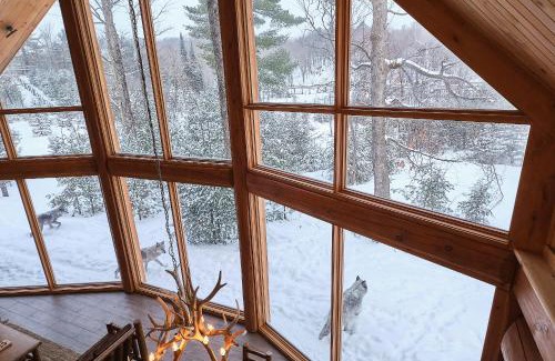 Notre-Dame-de-Bonsecours Resort | Parc Omega