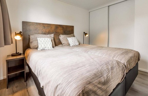 Berkhout Ski Chalet | ✓ Parel at Park Westerkogge ✓ Holiday home for 5 people ✓ Located in Berkhout (North Holland) ✓ Waterfront holiday resort ✓ Book directly at the resort