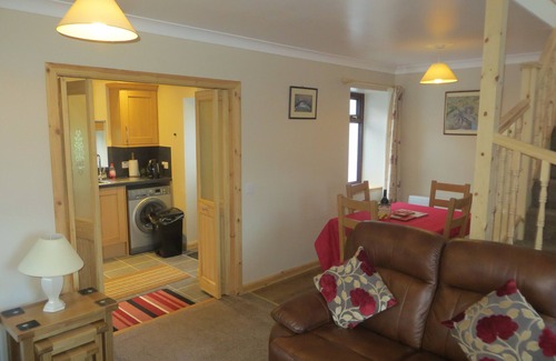 Suladale Cottage | Park Cottage - A very private and scenic holiday home.