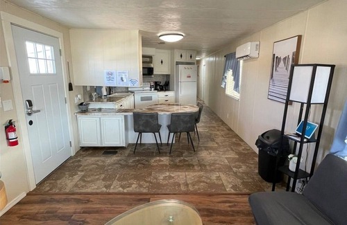 Cienega Springs House | Parker Strip House Su