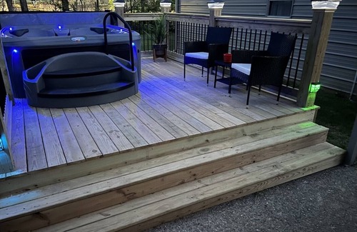 Mount Washington House | "Parkside Haven with Hot Tub Near Bourbon Trail & Louisville"