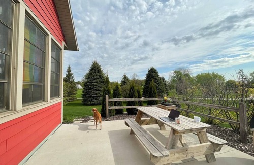 New Holstein Apartment | Parkside Retreat - | Minutes from Elkhart & Road America - A relaxing getaway close to it all