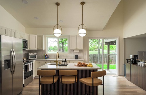 Berkley House | Parkside Retreat - NEW, HotTub, PoolTable & FirePit