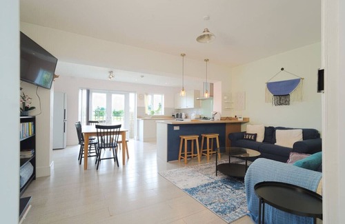 Exeter House | Parkside View, Exeter
