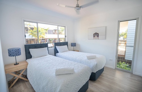 Urangan Ski Chalet | Partial ocean views, perfect for relaxing with a book or a glass of wine!