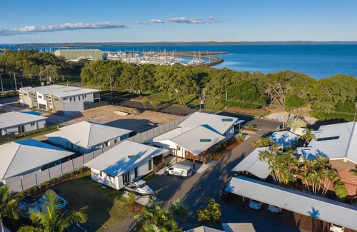 Urangan Ski Chalet | Partial ocean views, perfect for relaxing with a book or a glass of wine!