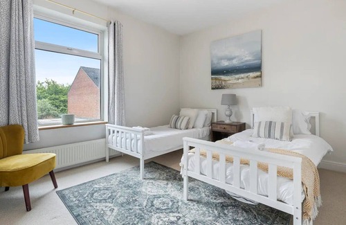 York House | Pass the Keys | 52 Rose St · Beautiful Renovated 2 Bed Home