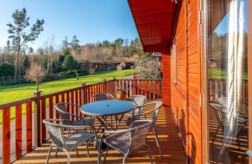 Bridgnorth House | Pass the Keys | Astbury Falls Escape – A Tranquil Stay in Nature