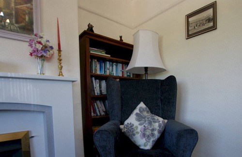 Kingsteignton Apartment | Pass the Keys | Cosy 1 bed annexe in Devon with parking