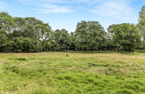 Funtington Apartment | Pass the Keys Delightful 1 bed lodge in South Downs village