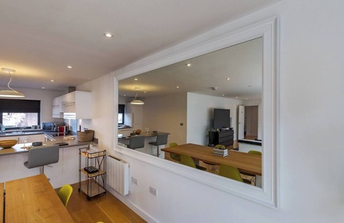 Birmingham City Centre Ski Chalet | Pass the Keys | Executive Penthouse | 2 Bed | Jewellery Quarter!