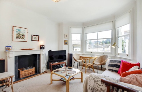 Royal Tunbridge Wells Apartment | Pass the Keys | Perfectly located flat