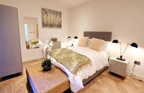 Salford Apartment | Pass the Keys - Heart of Manchester Modern Apartment