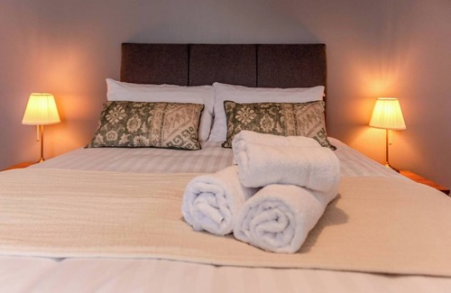 Broseley Apartment | Pass the Keys | Hillarys' Hideaway at The Iron House