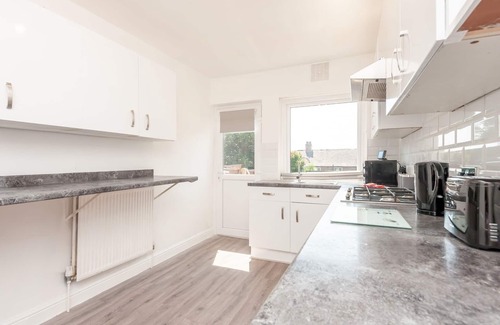 Bramley House | Pass the Keys | Large Family Getaway