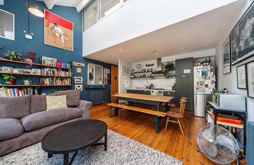 St Luke's Apartment | Pass the Keys | Lovely 2BR apartment in Shoreditch