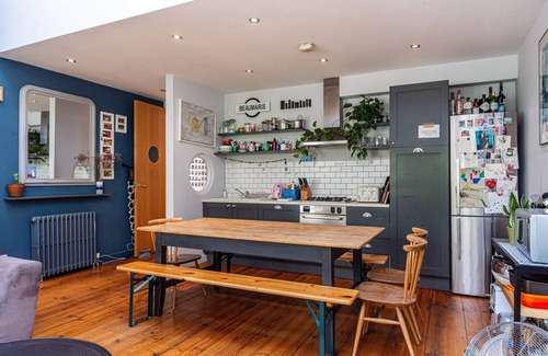 St Luke's Apartment | Pass the Keys | Lovely 2BR apartment in Shoreditch