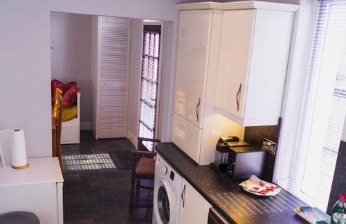 Leven House | Pass the Keys | Lovely 3 Bedroom House in Centre of Elie