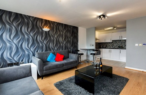 Century Wharf Apartment | Pass the Keys | Modern 1-Bed Apartment with Parking|Century Wharf