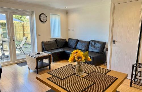 Llansamlet House | Pass the Keys Modern Home- Ideal for Professionals 5 mins to M4