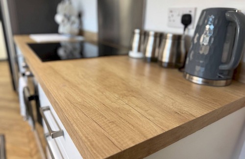 Ferryhill House | Pass the Keys | Renovated Home, Chilton | Dog Friendly | Sleeps 5