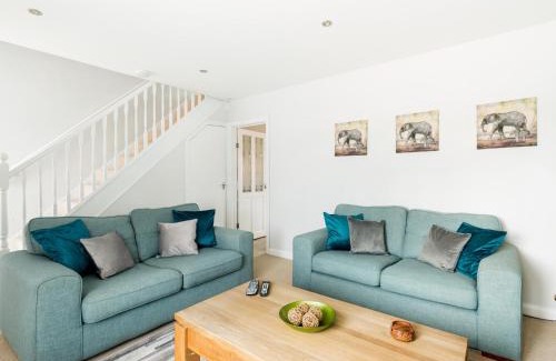 Leamington Spa House | Pass the Keys Self Contained 2 Bed with Parking Leamington Spa