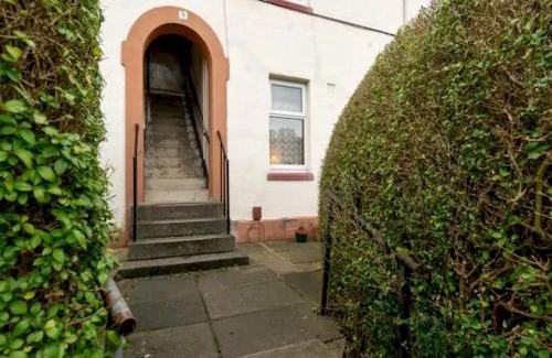 Ellemford House | Pass the Keys Spacious Murrayfield Flat