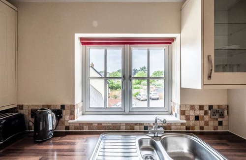 Clyst St Mary Apartment | Pass the Keys | Spacious modern home in picturesque village