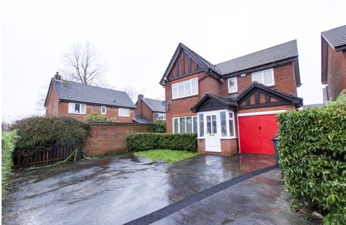 Edgbaston House | Pass the Keys | Stunning 5 Bedroom House