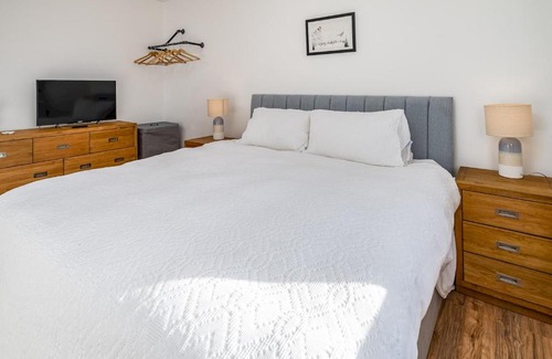 Hatfield House | Pass the Keys Stylish Cosy 3Bed Family Friendly Home in Hatfield