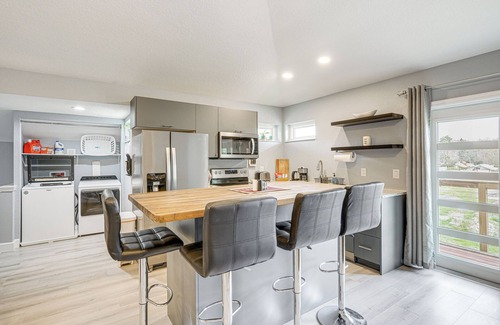 Greater Northdale Apartment | Pasture & Pond Views: Lovely Lutz Apartment