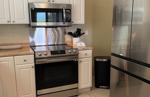 Independence Square Condo | Path to relaxation!