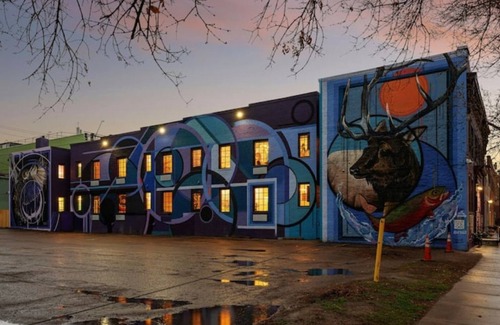 Golden Triangle Apartment | Patrick Maxcy Art Suite 104