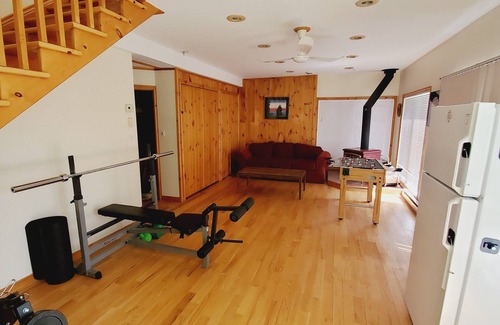 Lanark Highlands Cottage | Patterson Lake Retreat - Two Waterfront Cottages! W Hotub