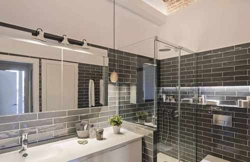 L'Antiga Esquerra de l'Eixample Apartment | Pau Claris | Design apt. next to Paseo de Gracia