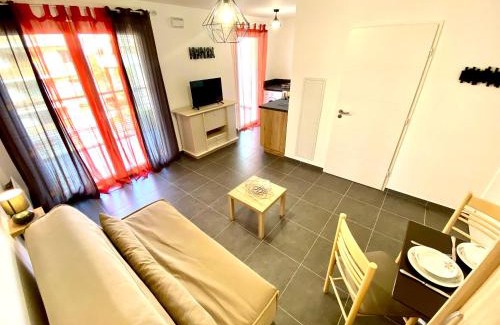 Riou - Petit Juas - Av de Grasse Apartment | Paul Doumer #2 By SCLS Locations