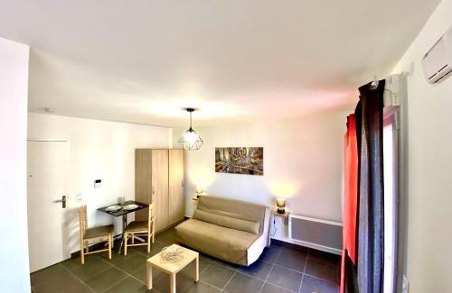 Riou - Petit Juas - Av de Grasse Apartment | Paul Doumer #2 By SCLS Locations