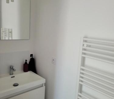 Uzes House | Pause Uzètienne