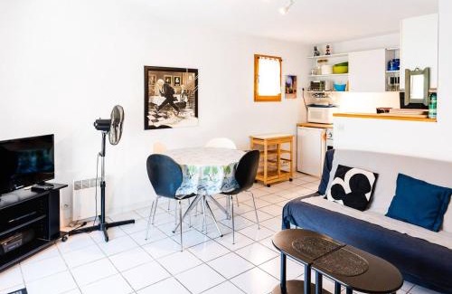 Narbonne-Plage Villa | Pavillon Climatisé 3 Pièces avec Terrasse et Garage, Proche Plage - 4 Couchages - FR-1-409-68